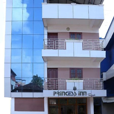 Princess Inn Royal Thiruvananthapuram Екстериор снимка