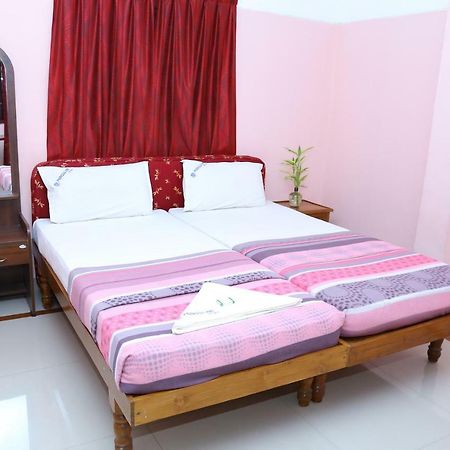 Princess Inn Royal Thiruvananthapuram Екстериор снимка