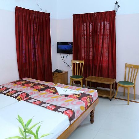 Princess Inn Royal Thiruvananthapuram Екстериор снимка
