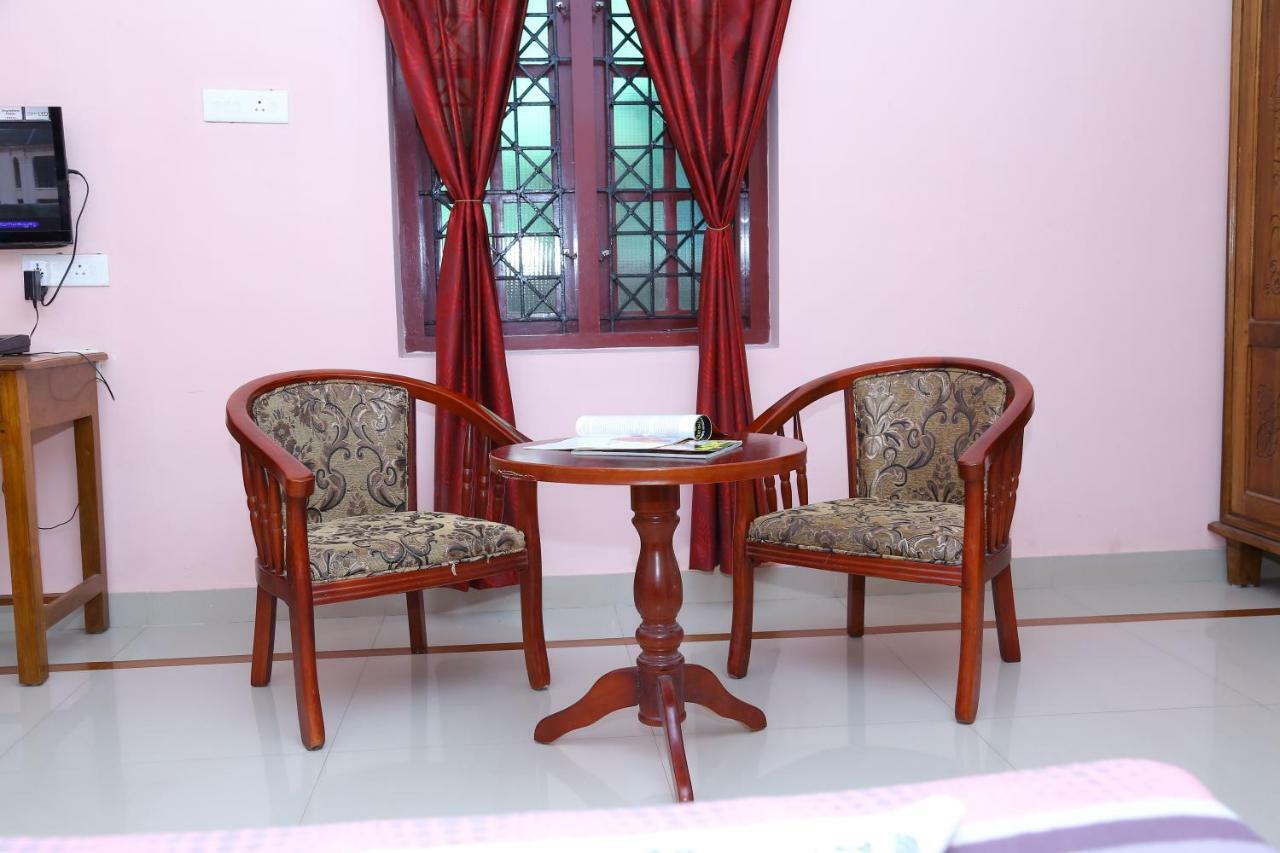 Princess Inn Royal Thiruvananthapuram Екстериор снимка